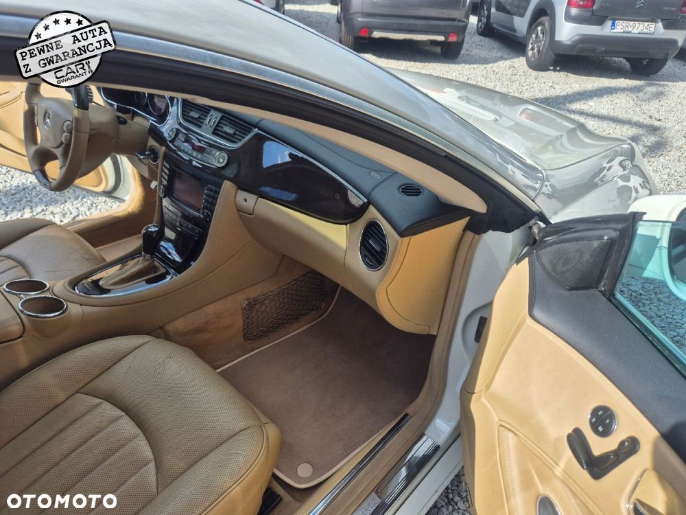 Mercedes-Benz CLS - 24