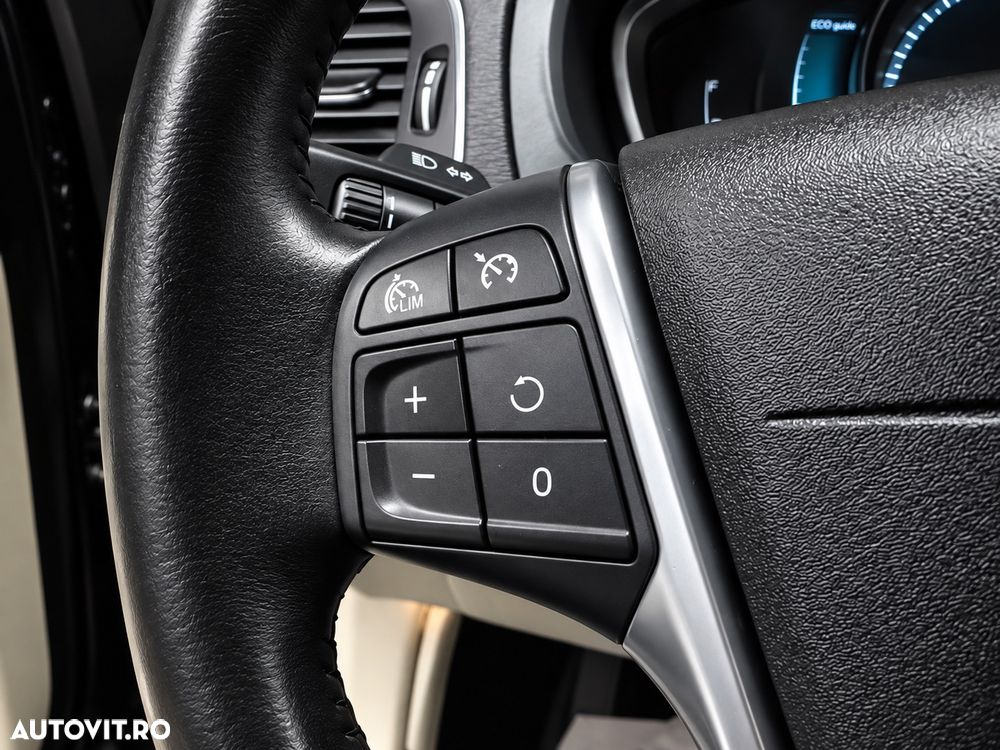 Volvo V40 - 12