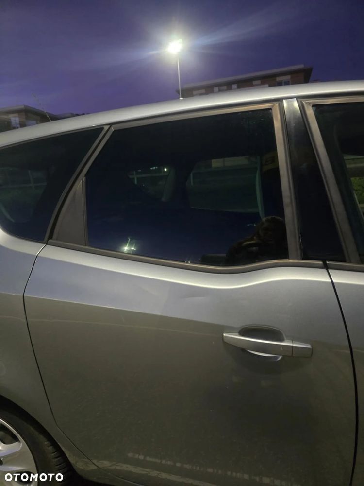 Opel Meriva - 15