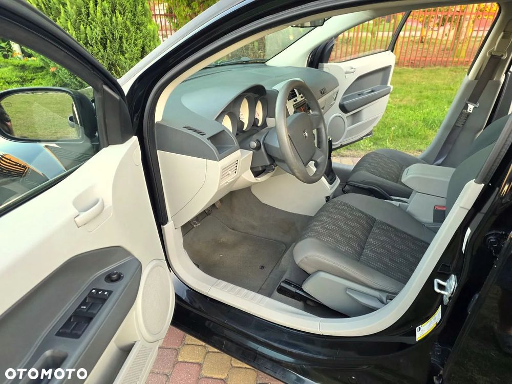 Dodge Caliber 1.8 SXT - 11