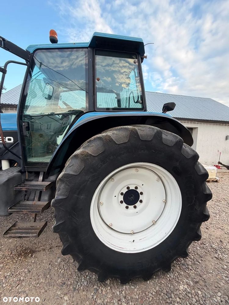 New Holland 8360 - 6