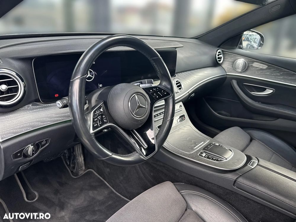 Mercedes-Benz E 220 d 4Matic T 9G-TRONIC Avantgarde - 9