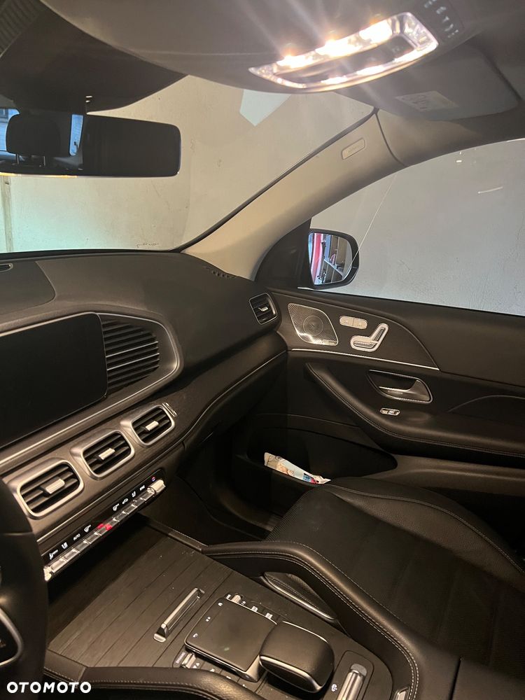 Mercedes-Benz GLE - 26