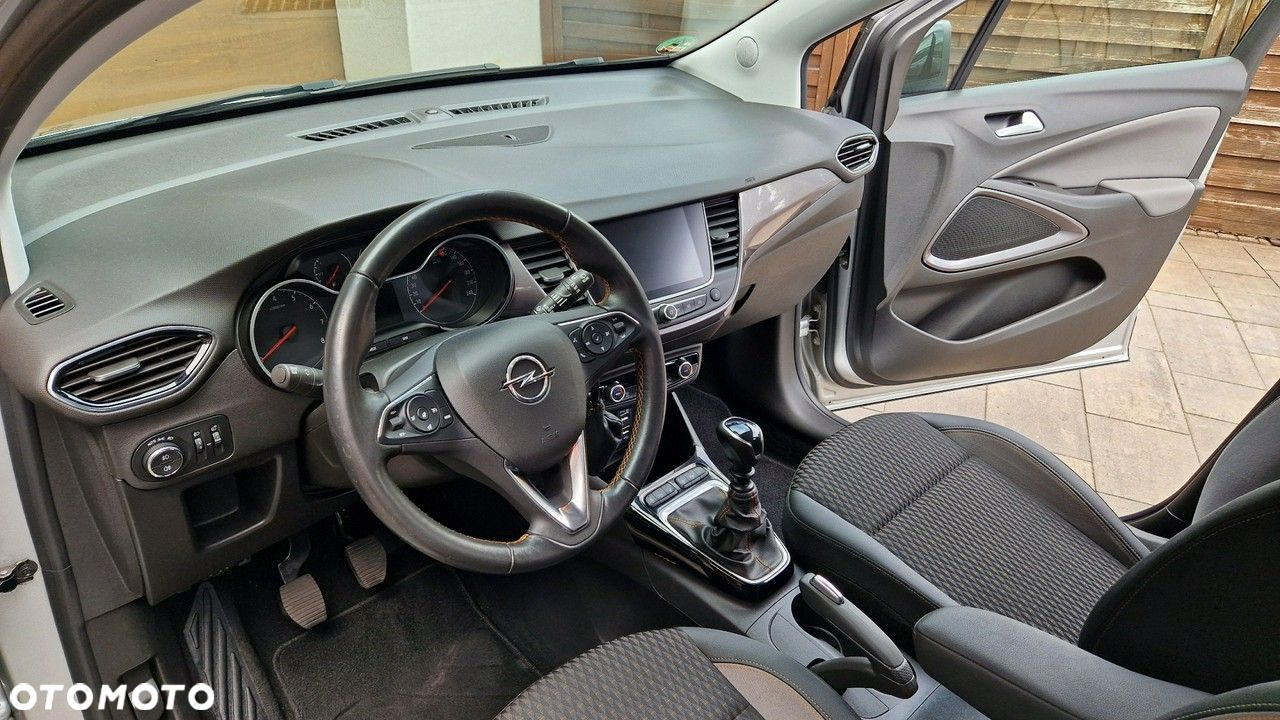 Opel Crossland X - 19