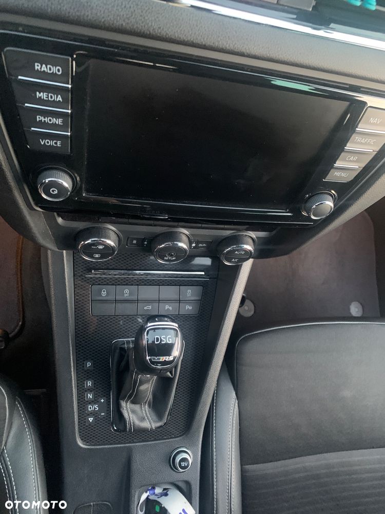 Skoda Octavia 2.0 TDI RS DSG - 19