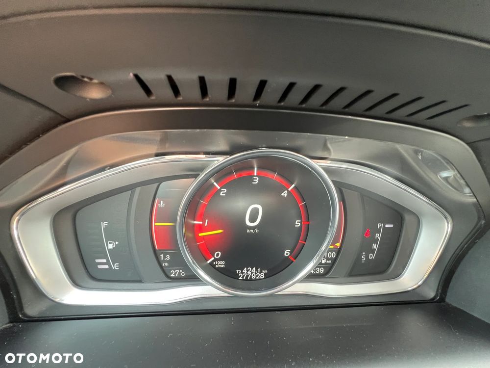 Volvo XC 60 D4 AWD Summum - 12