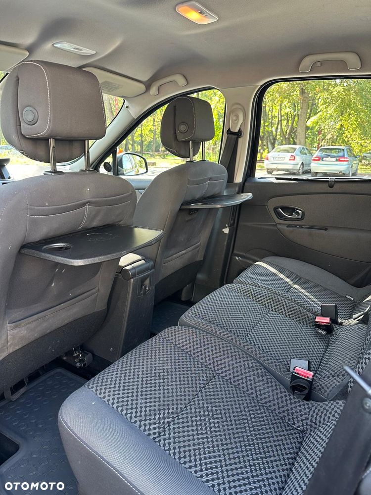 Renault Scenic 1.6 16V Authentique - 17