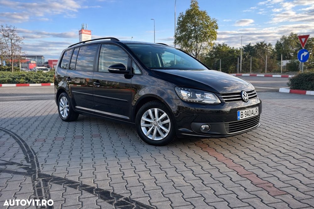 Volkswagen Touran - 1