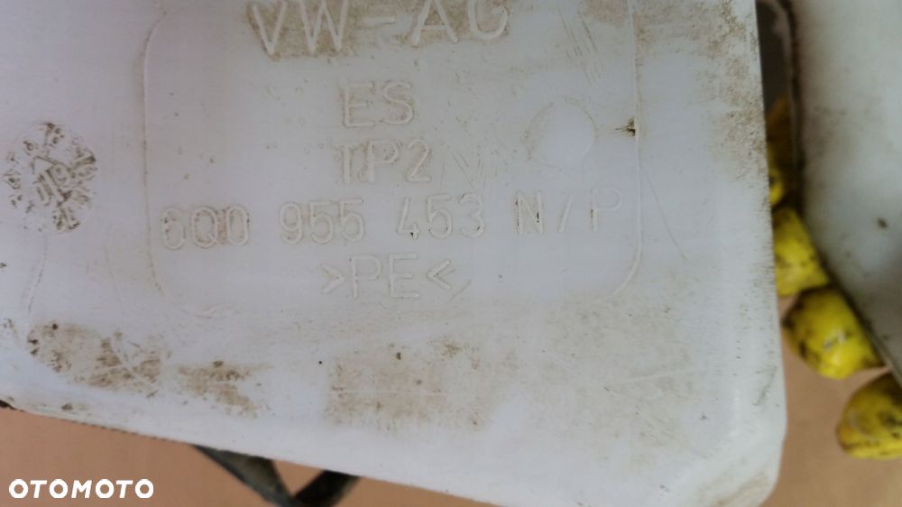 seat ibiza iv zbiorniczek spryskiwaczy - 6