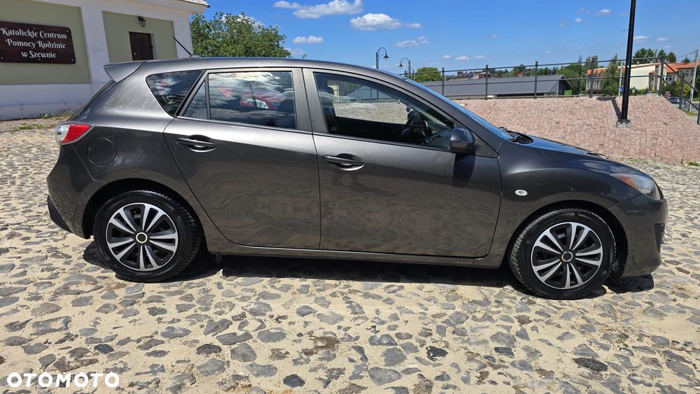 Mazda 3 - 6