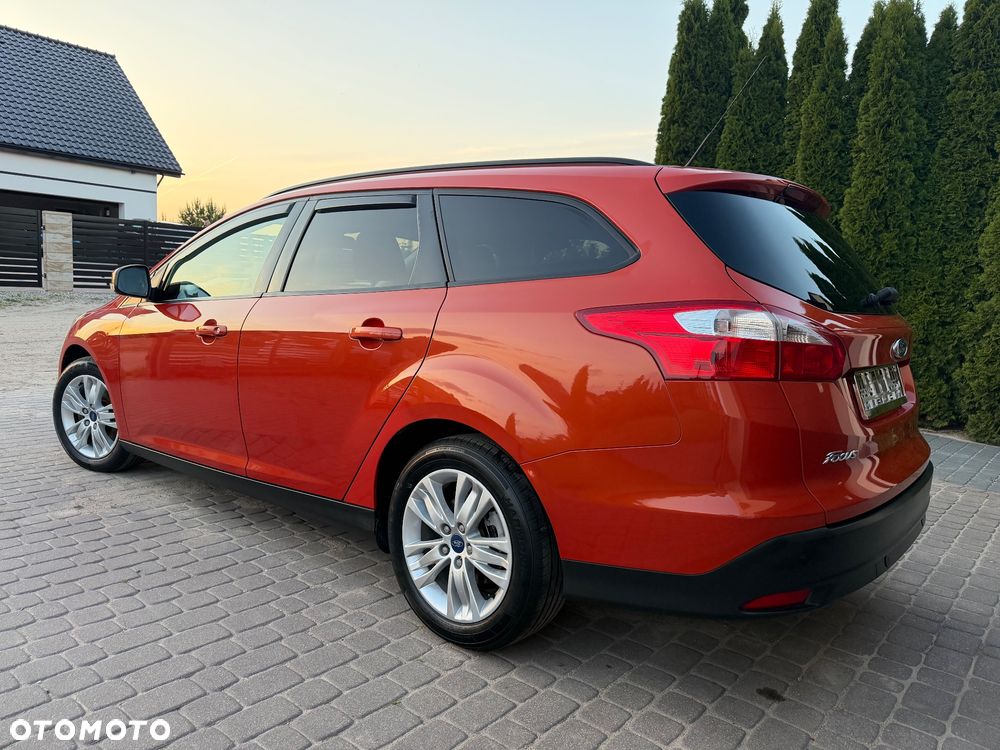 Ford Focus 1.6 Edition - 4