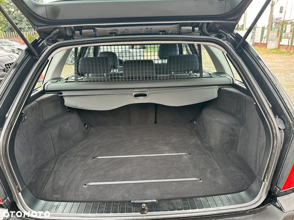 BMW Seria 3 316i - 27