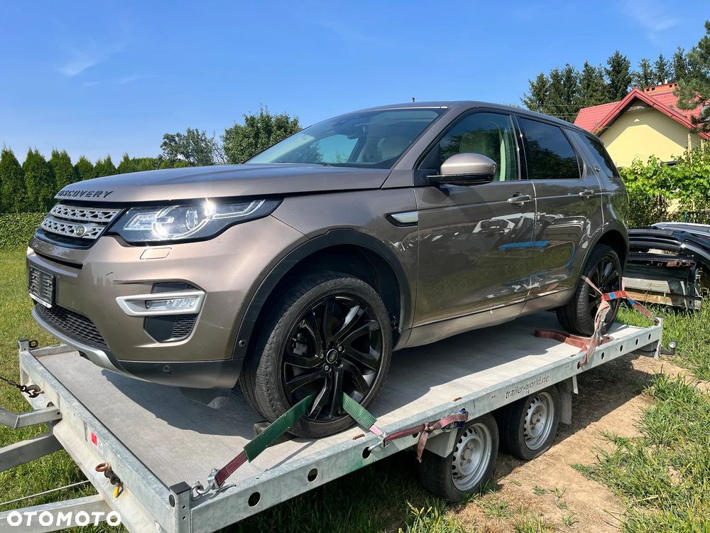 Land Rover Discovery Sport 2.0 TD4 HSE Luxury - 4