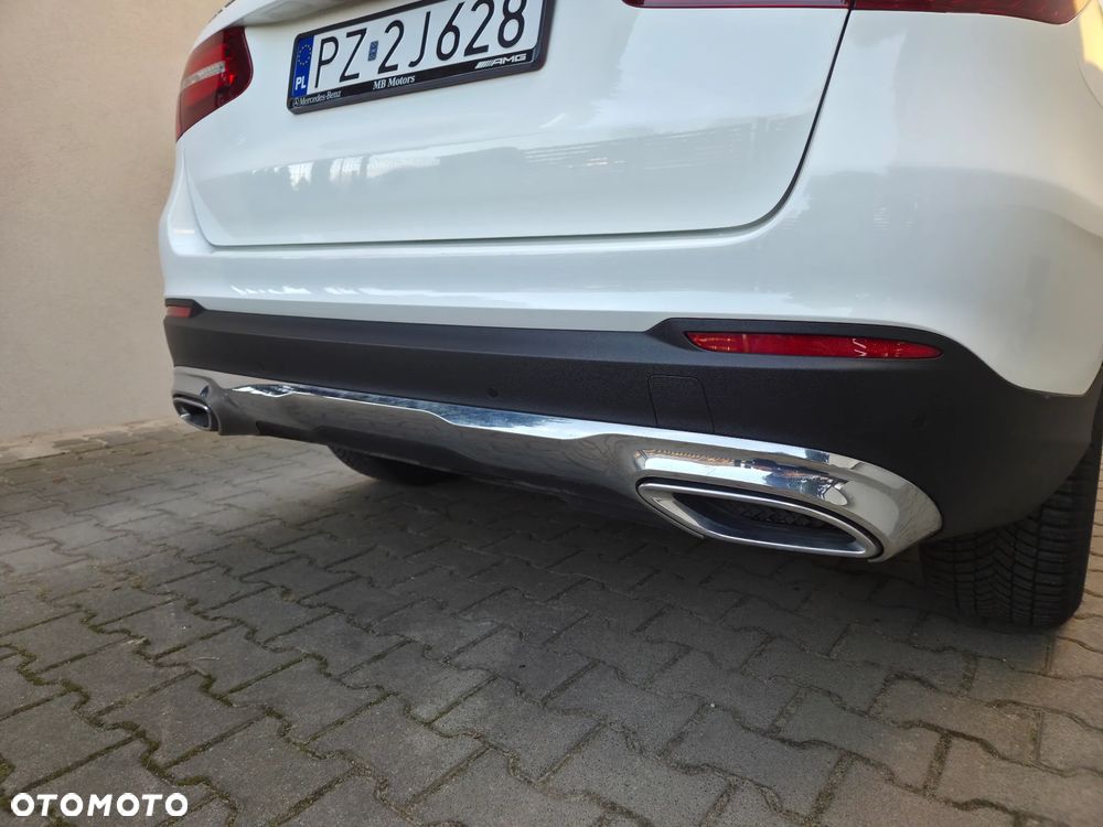 Mercedes-Benz GLC - 9