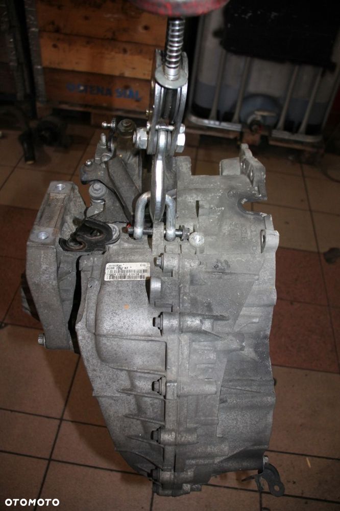 VOLVO V70 S80 2.5T SKRZYNIA MANUAL 30783236 - 2