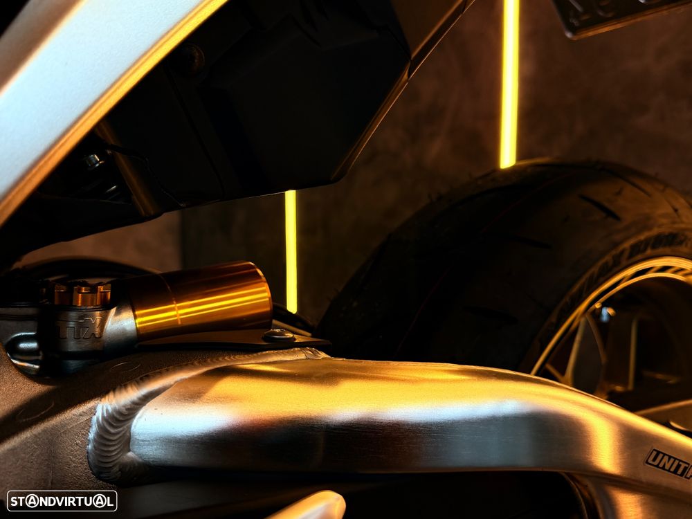 Honda CBR CBR 1000 RR SP - 21