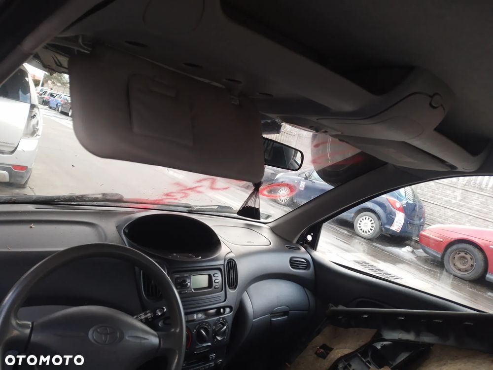 TOYOTA YARIS VERSO I 99 - 03  - OSŁONA PRZECIWSŁONECZNA PRAWA LEWA - 21