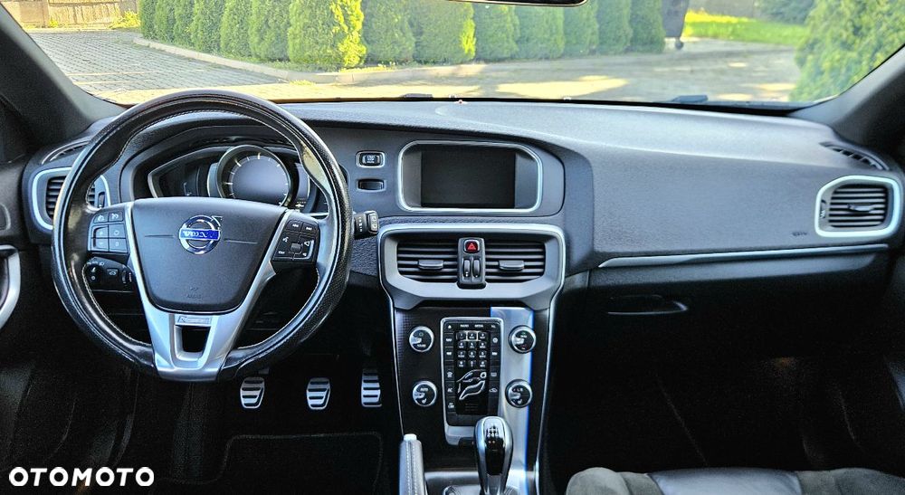 Volvo V40 D2 RDesign - 13
