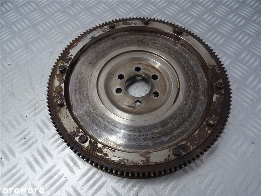 Koło zamachowe VW Polo IV  1.4TDI 75KM 2001-2005R  045105373 - 1