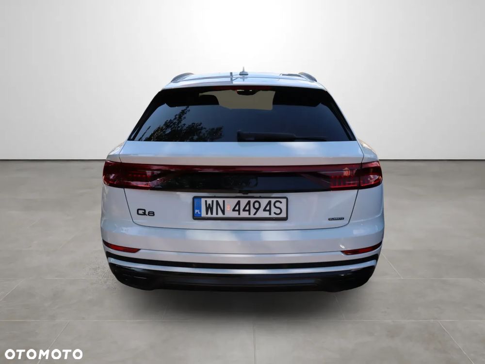 Audi Q8 55 TFSI quattro tiptronic - 4