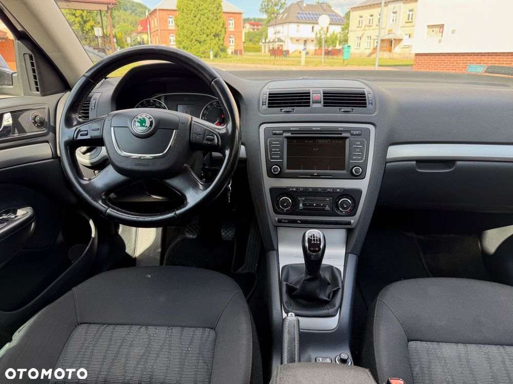 Skoda Octavia 2.0 TDI DPF 4x4 Elegance - 9