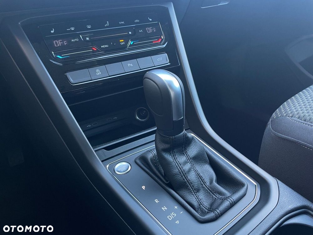 Volkswagen Touran 1.5 TSI EVO Comfortline Plus DSG - 24