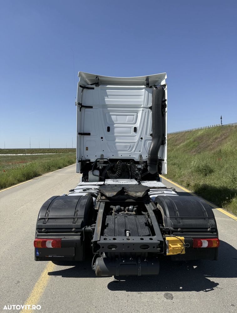 Mercedes-Benz Actros Mp4 1845 Mega - 9