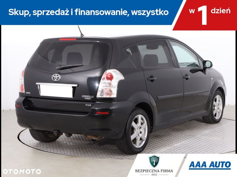 Toyota Corolla Verso - 6