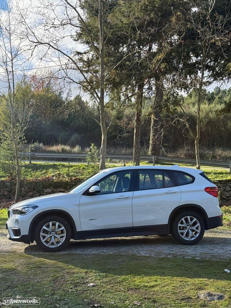 BMW X1 sDrive18i - 9
