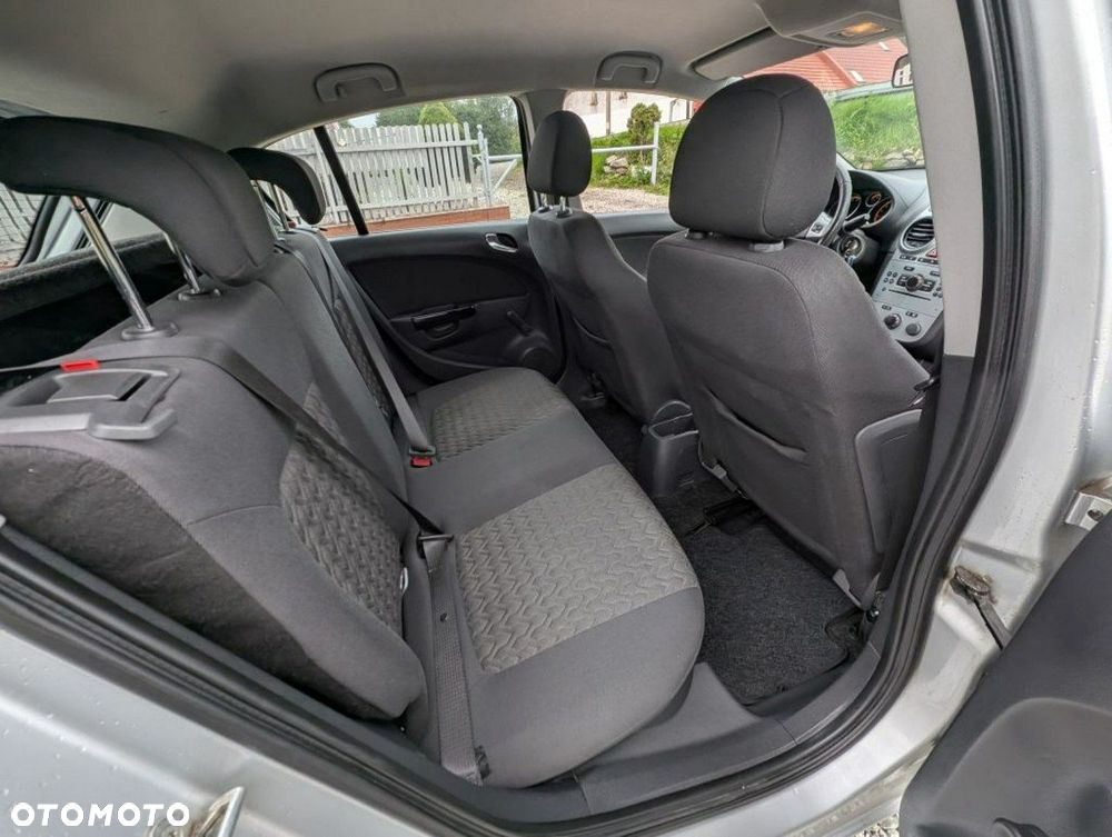 Opel Corsa - 17