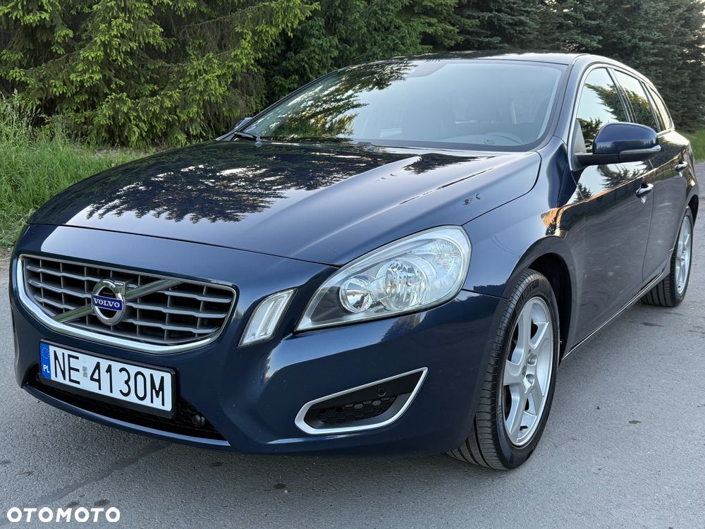 Volvo V60 2.0T - 5
