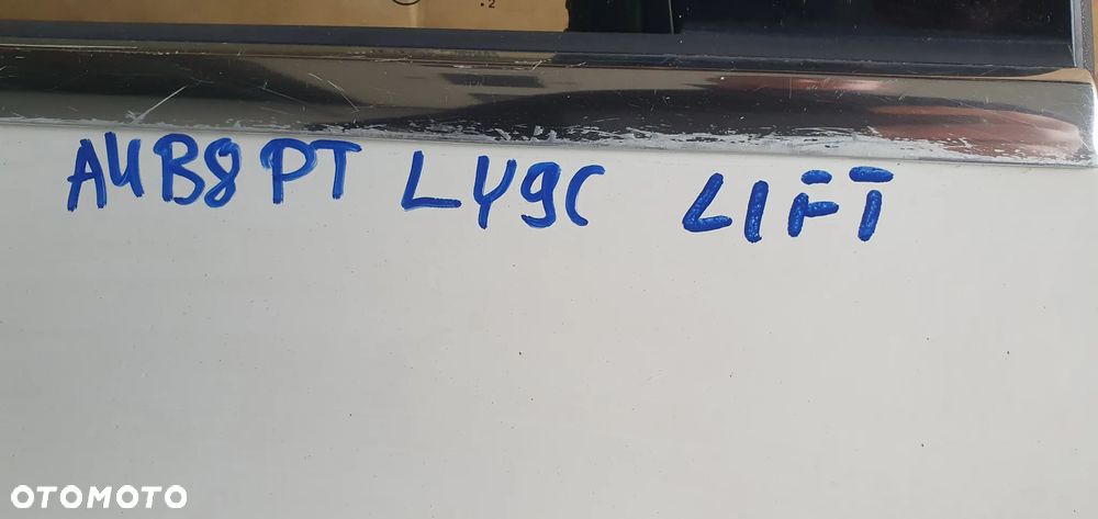 Drzwi prawy tył prawe tylne A4 B8 Sedan LY9C - 7