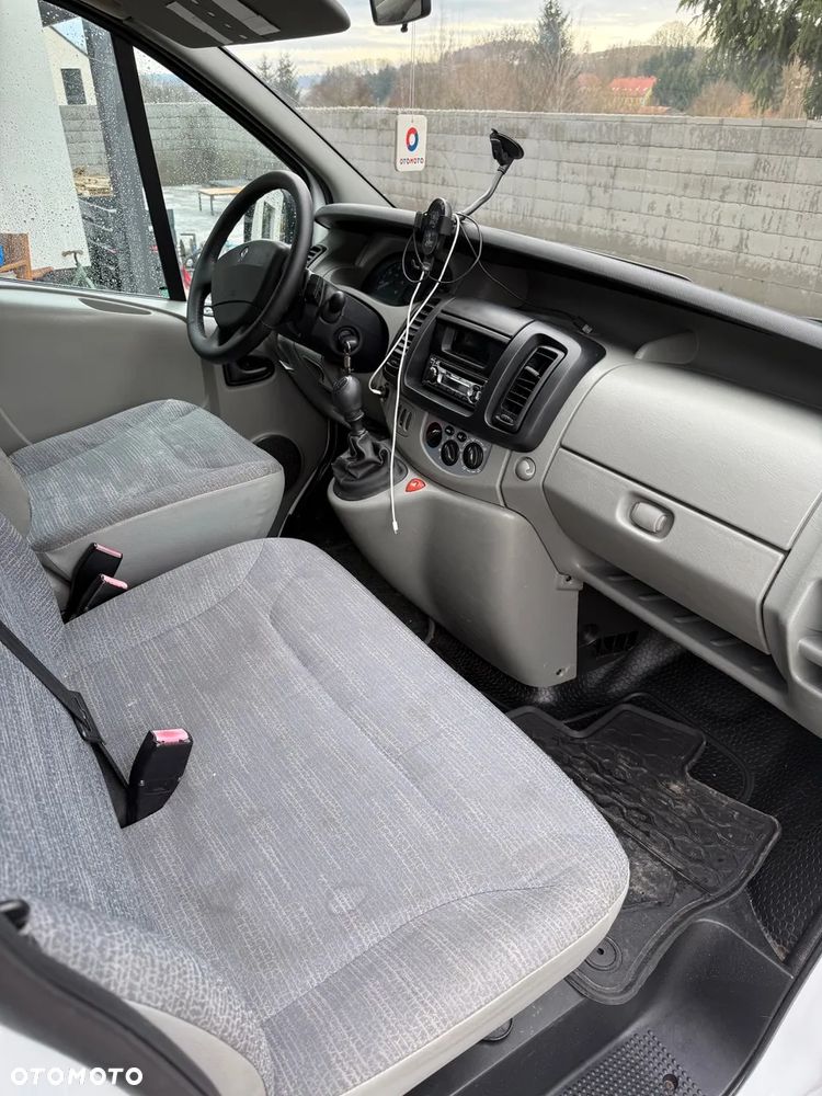 Renault Trafic - 11