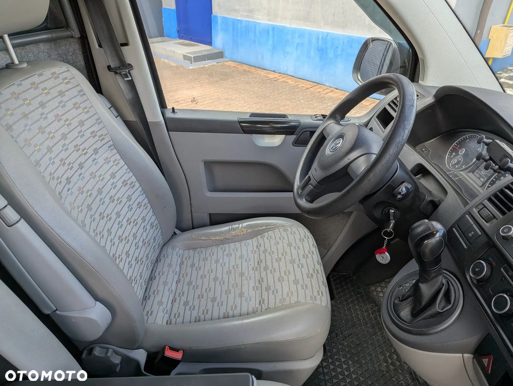 Volkswagen Transporter - 13