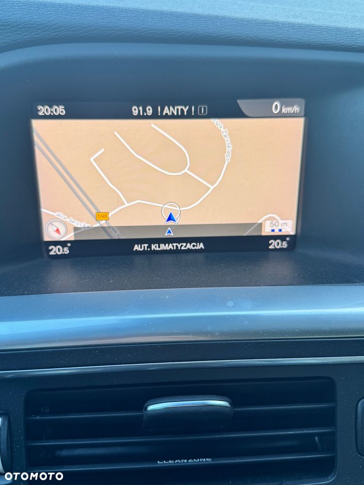 Volvo V60 D4 Summum - 21