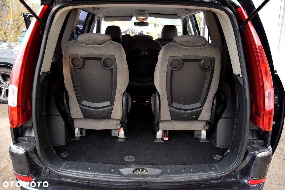 Citroën C8 2.0 HDi Style - 21