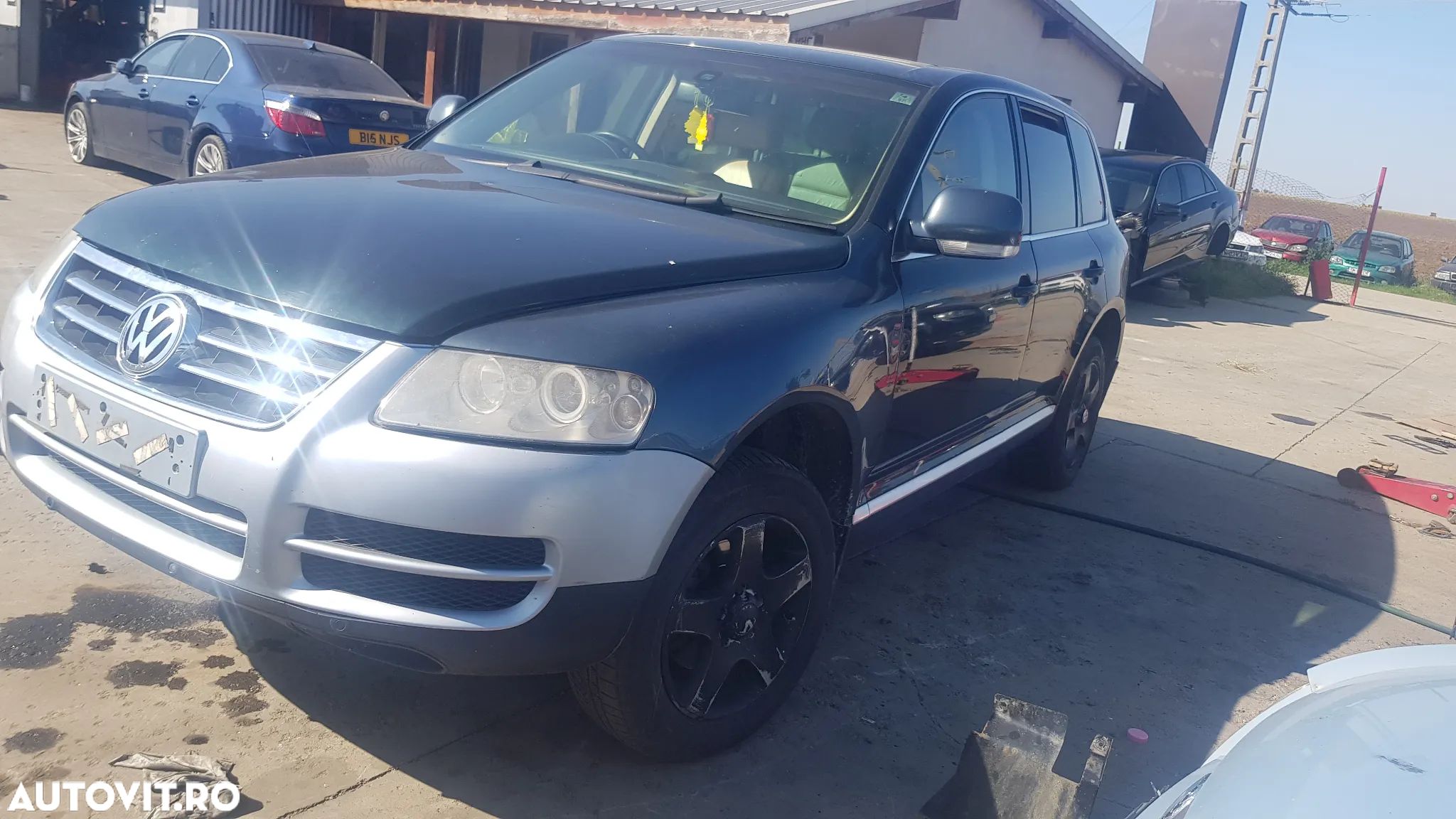 Dezmembrez Volkswagen  Toareg - 1
