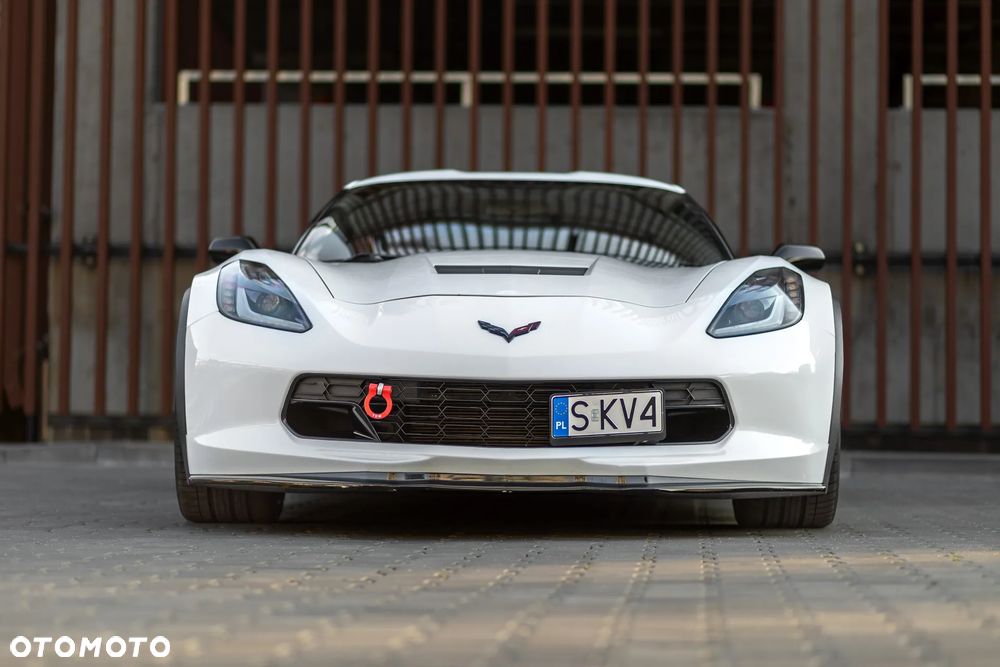 Chevrolet Corvette - 10