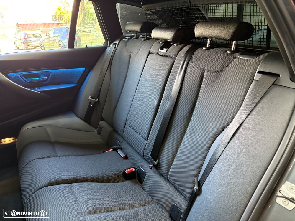 BMW 320 d Touring Sport-Aut. Efficient Dynamics Edition - 14