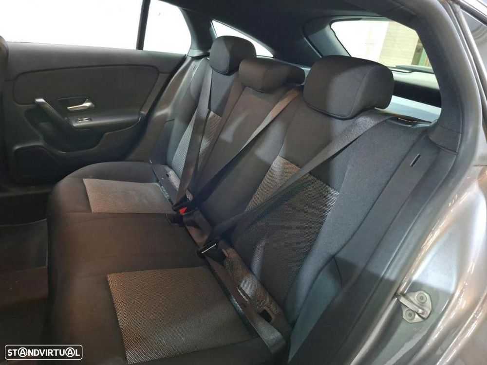 Mercedes-Benz CLA 180 d Shooting Brake Style Plus Aut. - 7