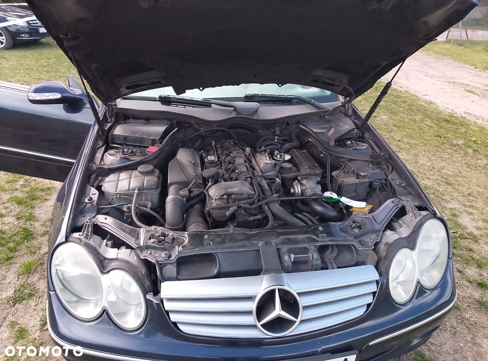 Mercedes-Benz CLK - 10