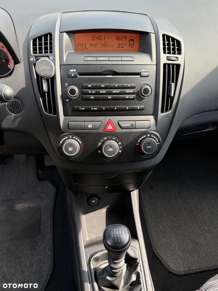 Kia Ceed 1.4 CVVT EX - 10