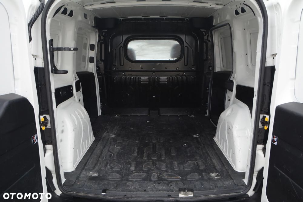 Fiat DOBLO - 13