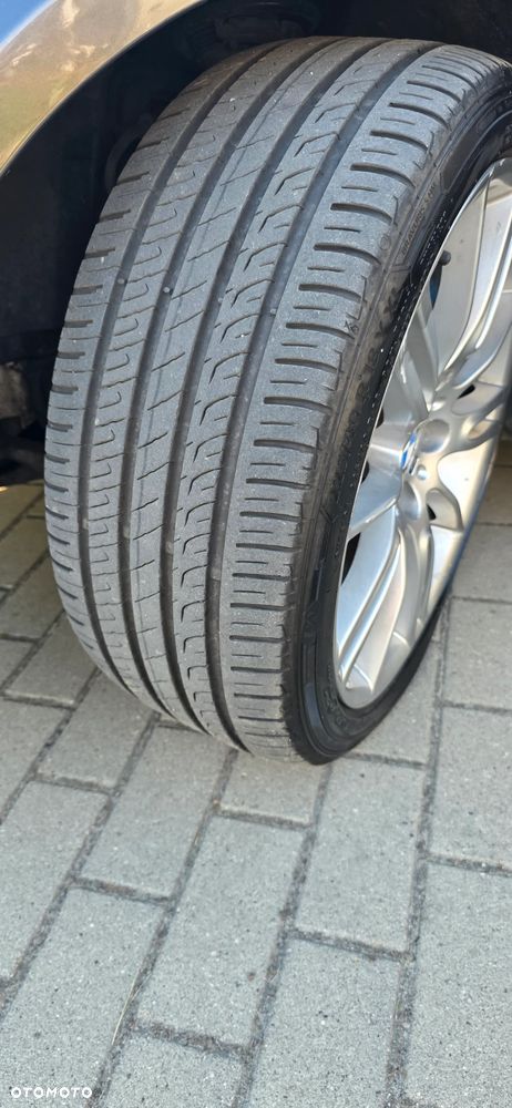 BMW Seria 3 330i - 22