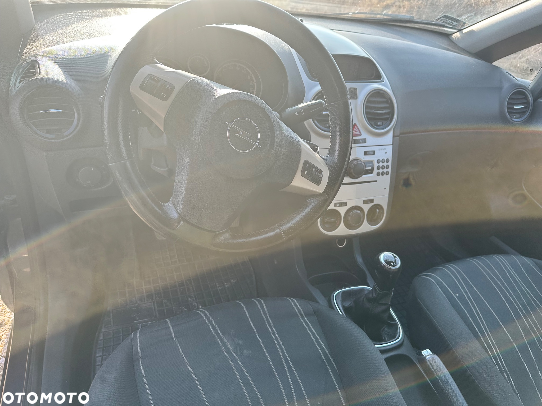 Opel Corsa - 11
