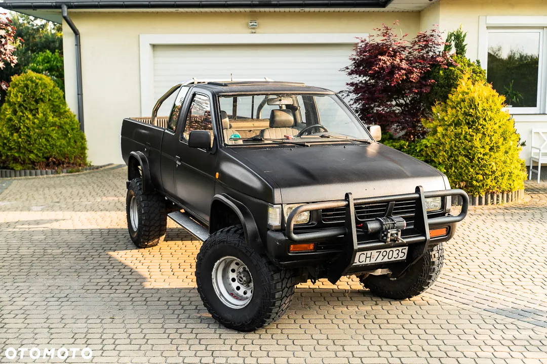 Nissan Pickup 2.5 TDi 4WD - 5