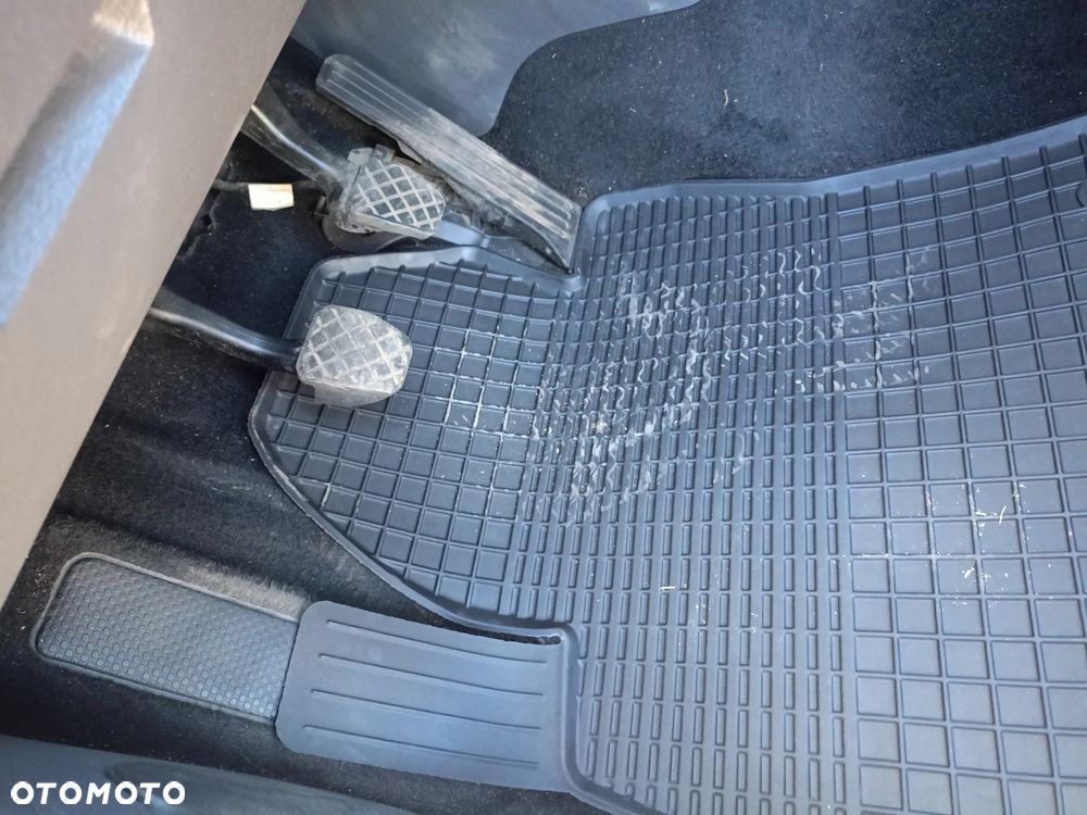 Volkswagen Caddy 1.6 (5-Si.) Edition 30 - 24