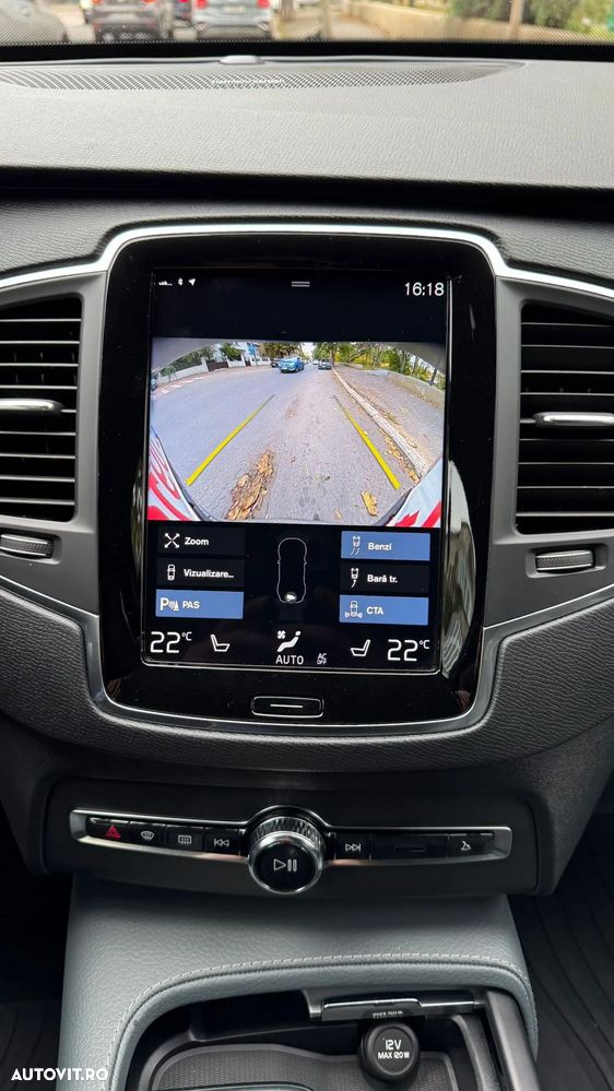Volvo XC 90 - 23