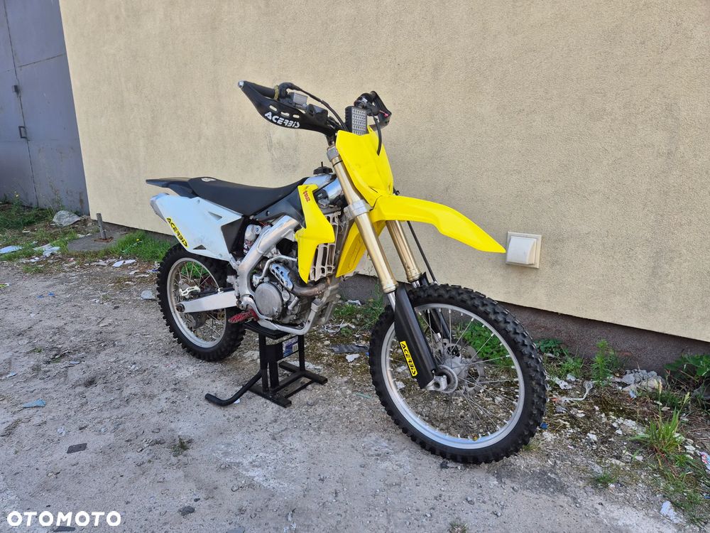 Suzuki RM-Z - 1