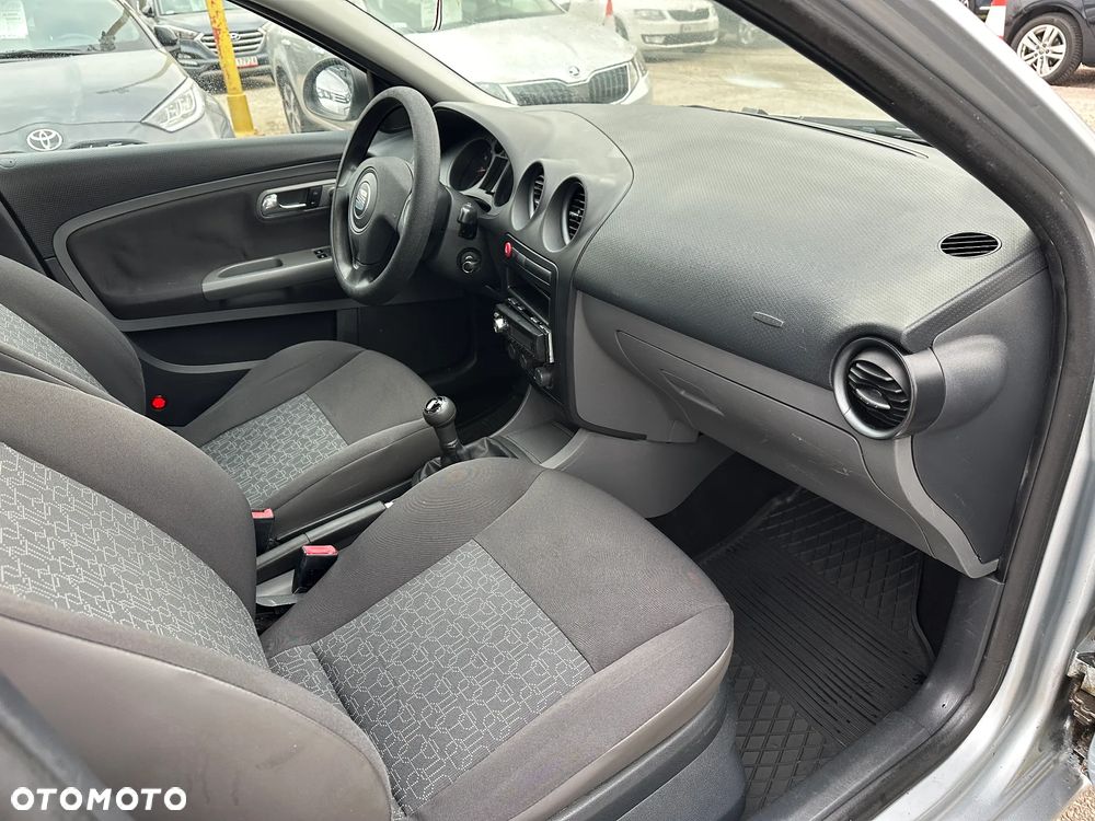 Seat Ibiza 1.4 16V Reference - 16